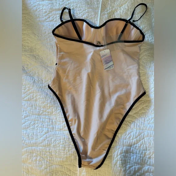 Stylish light beige and black One Piece Swimsuit - removable straps - Picture 4 of 6